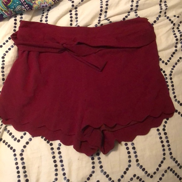 Shorts - Picture 2 of 4